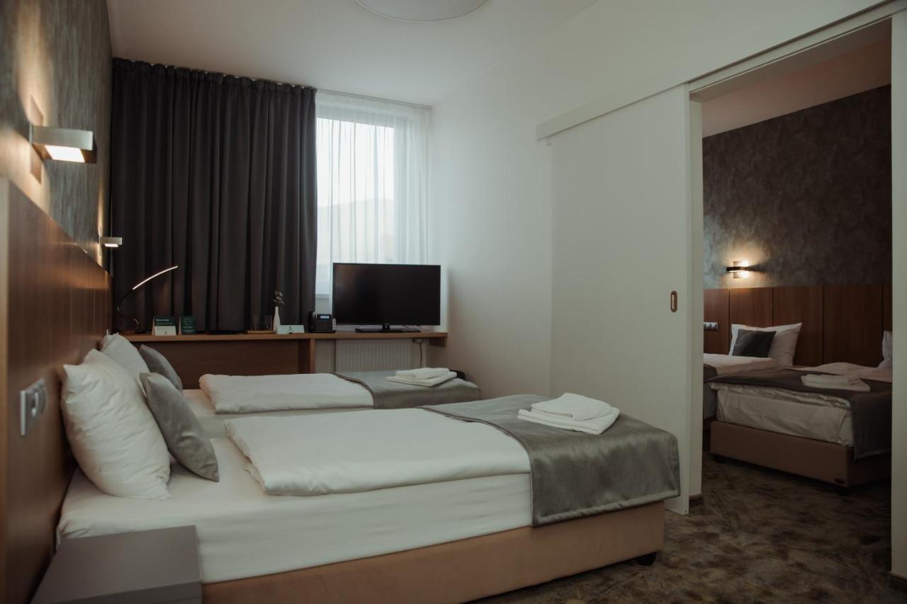 Hotel Arena Kosice Exterior photo
